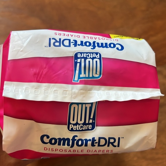 2 packs of OUT! Petcare comfort-dri disposable diapers for female dogs - Picture 9 of 11
